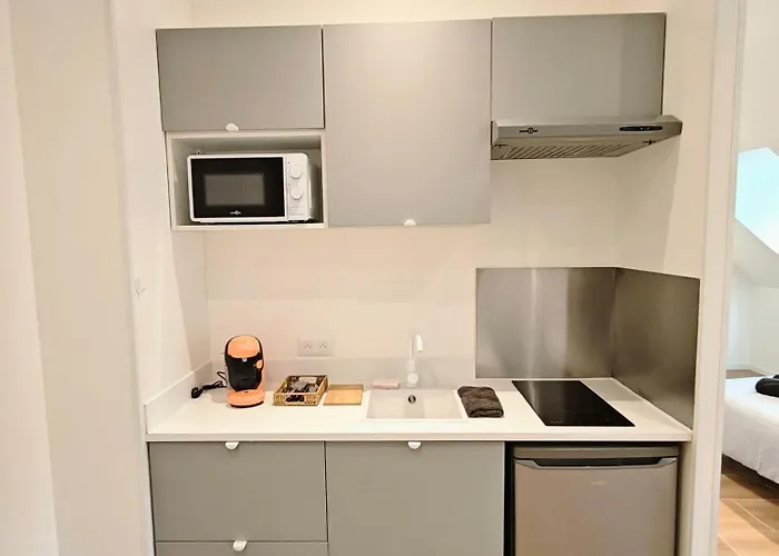 Confort Guyon Apartment